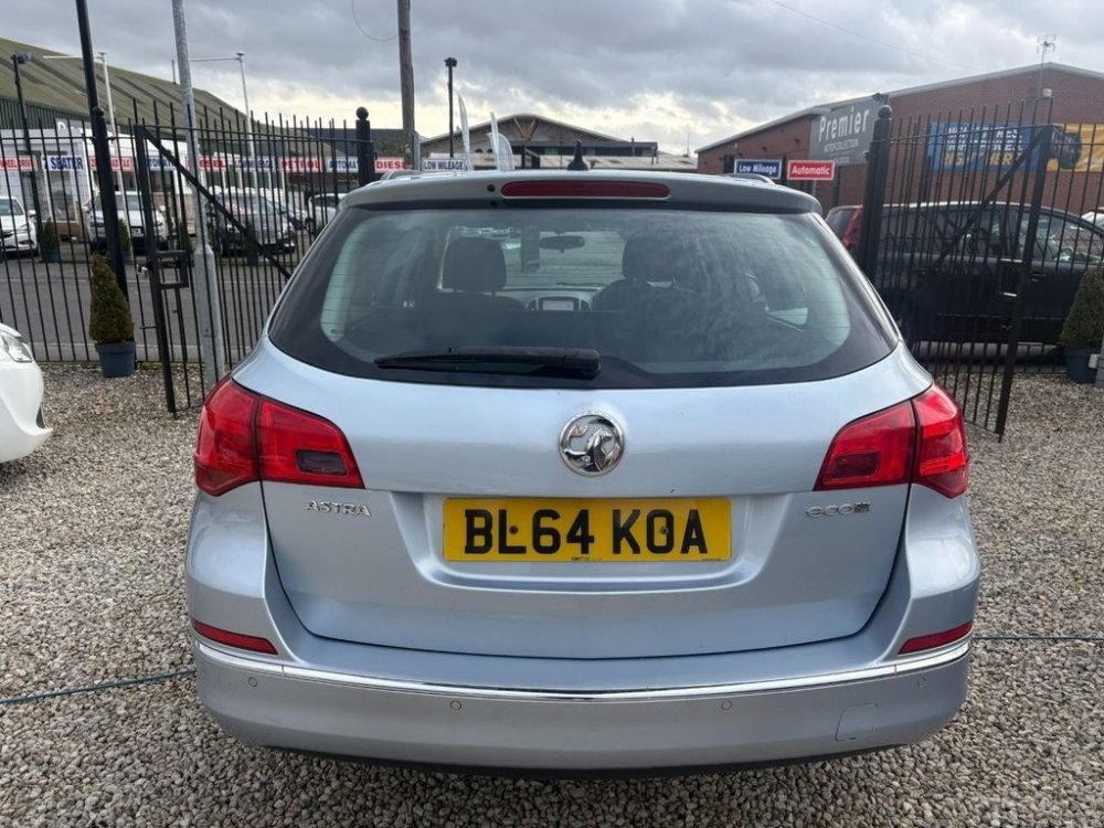 2015 Vauxhall Astra Estate 1.6 CDTi ecoFLEX Tech Line Sports Tourer 5dr Diesel Manual Euro 6 s/s 110 ps