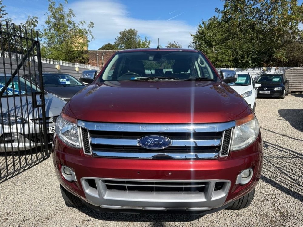 Red Ford Ranger 2.2 TDCi Limited 1 Pickup Double Cab 4dr Diesel Durashift 4WD Euro 5 150 ps