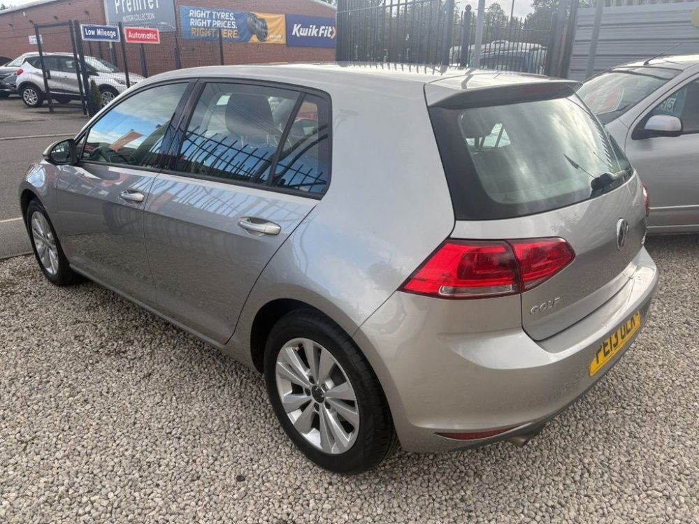 Silver 2013 Volkswagen Golf 2.0 TDI BlueMotion Tech SE Hatchback 5dr Diesel Manual Euro 5 s/s 150 ps in Sheffield