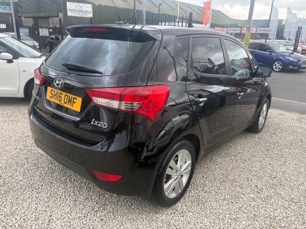 Black 2016 Hyundai ix20 1.4 Style Hatchback 5dr Petrol Manual Euro 5 90 bhp in Sheffield
