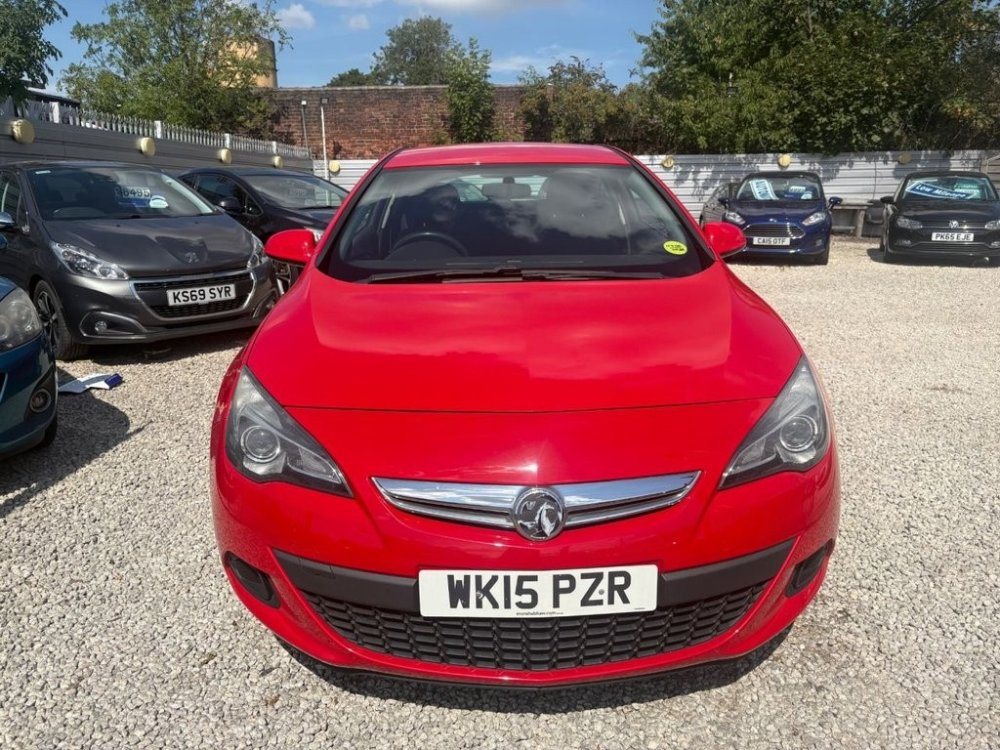 Red Vauxhall Astra 1.4i Turbo Sport Coupe 3dr Petrol Manual Euro 6 s/s 120 ps