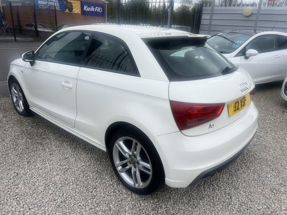 White 2013 Audi A1 1.6 TDI S line Hatchback 3dr Diesel Manual Euro 5 s/s 105 ps in Sheffield