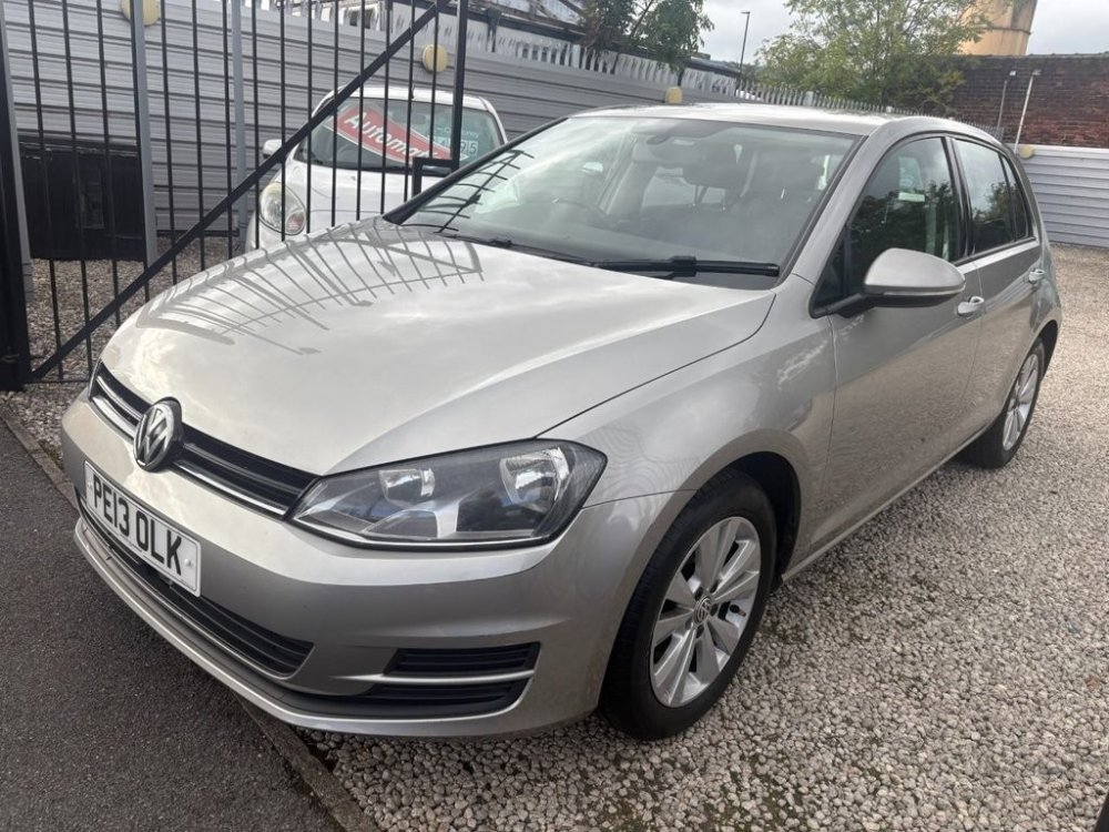 Volkswagen Golf 2.0 TDI BlueMotion Tech SE Hatchback 5dr Diesel Manual Euro 5 s/s 150 ps for sale in Sheffield